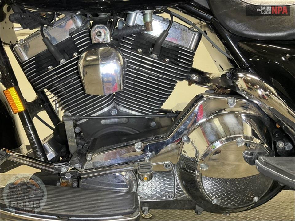 2006 Harley-Davidson FLHRCI ROAD KING CLASSIC — фото 7