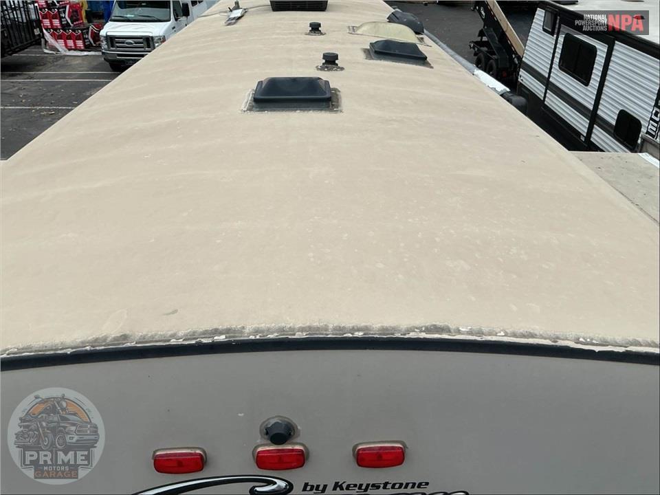 2015 Keystone Rv M-32 ROB - COUGAR X-LITE SERIES — фото 35