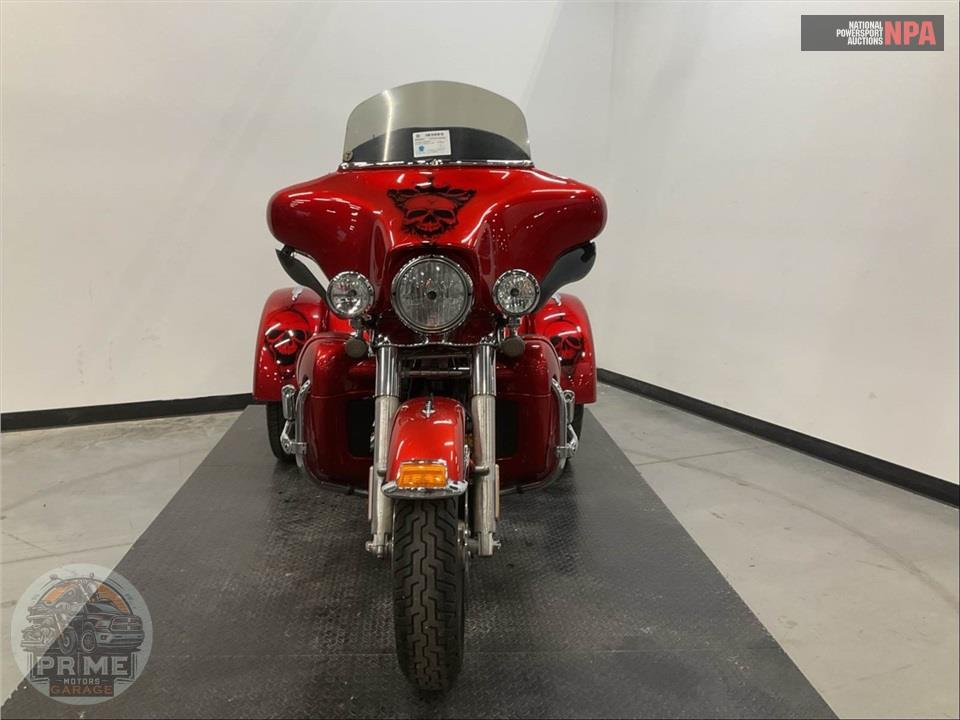 2013 Harley-Davidson FLHTCUTG TRIGLIDE UL CLSC — фото 2
