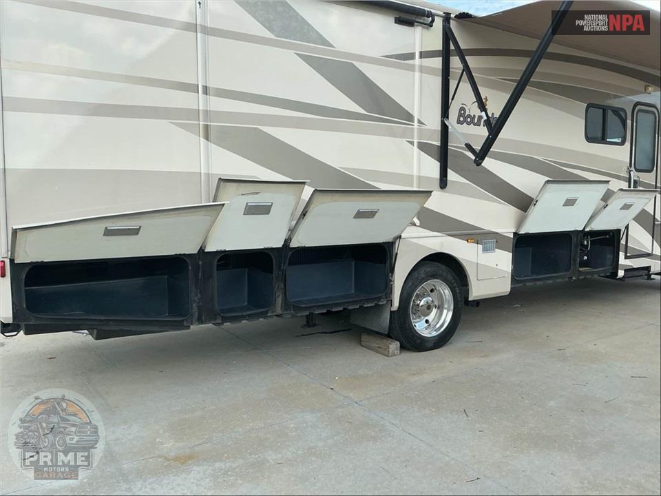 2008 Bounder M-35H FORD 362HP — фото 67