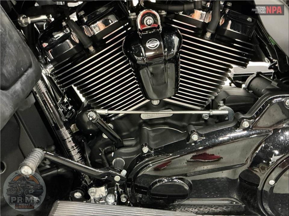 2022 Harley-Davidson FLTRK ROAD GLIDE LIMITED — фото 7