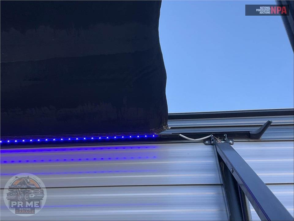 2019 Cherokee By Forest River M-23GOLD15 WOLF PACK TOY HAULER SERIES — фото 32