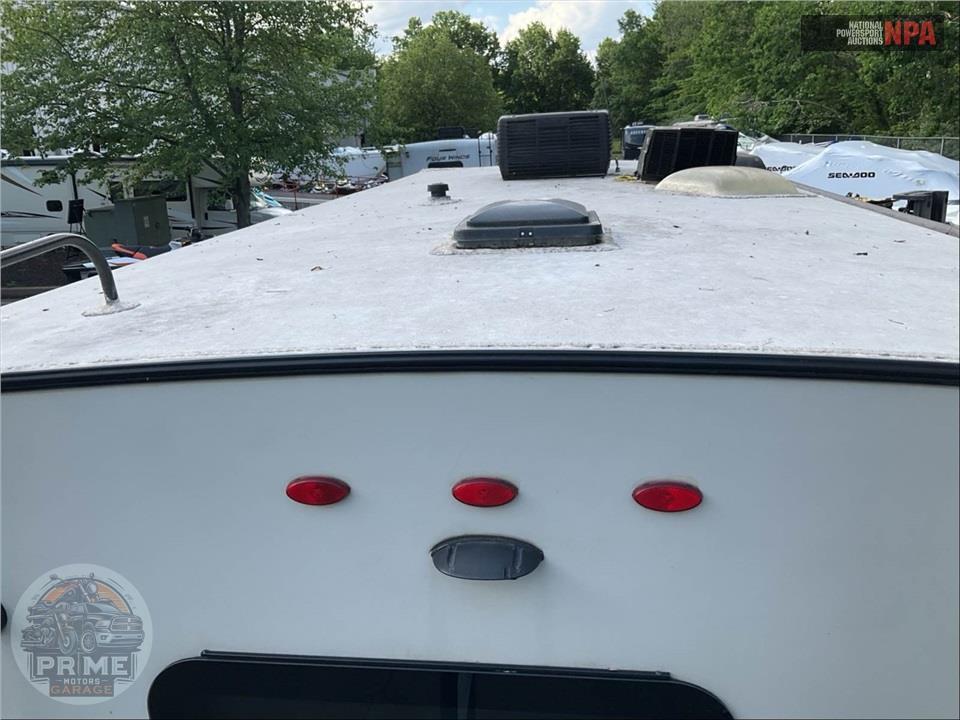 2019 Flagstaff By Forest River M-25FKS - MICRO LITE SERIES — фото 23