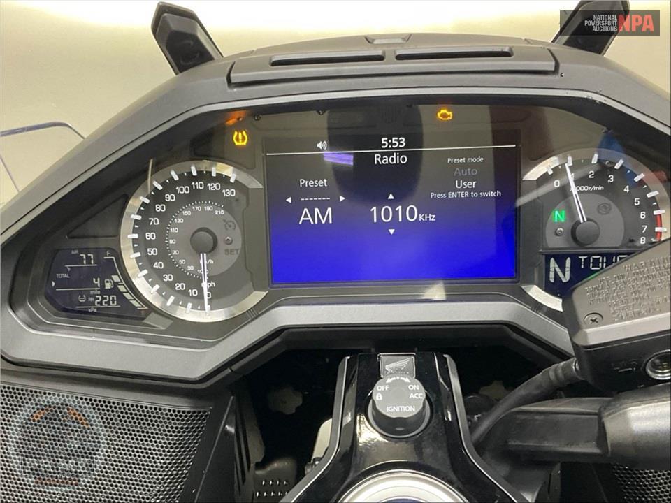 2024 Honda GL1800DA GOLDWING TOUR AIR BAG DCT — фото 5