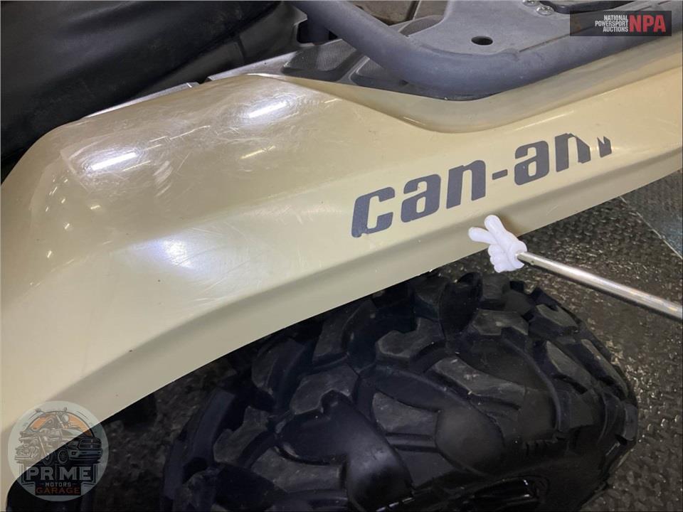 2024 Can-Am OUTLANDER PRO XU HD5 — фото 19