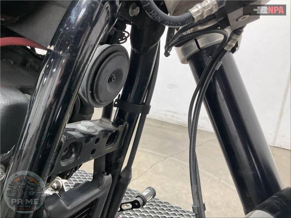 2019 Harley-Davidson FLSB SPORT GLIDE — фото 13