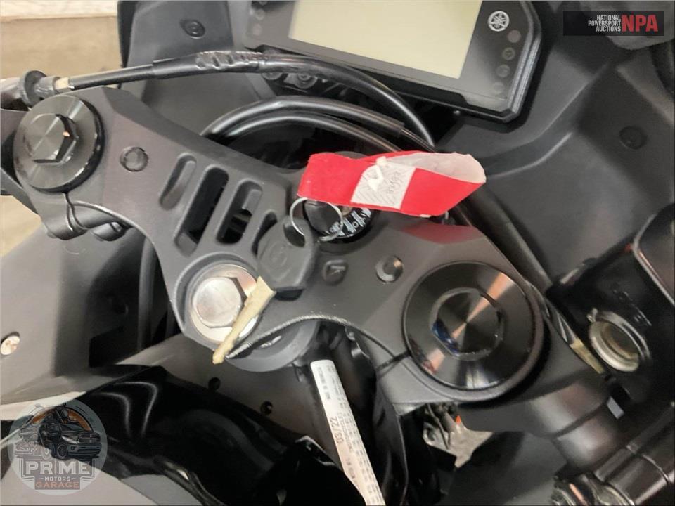 2022 Yamaha YZF-R3 — фото 17