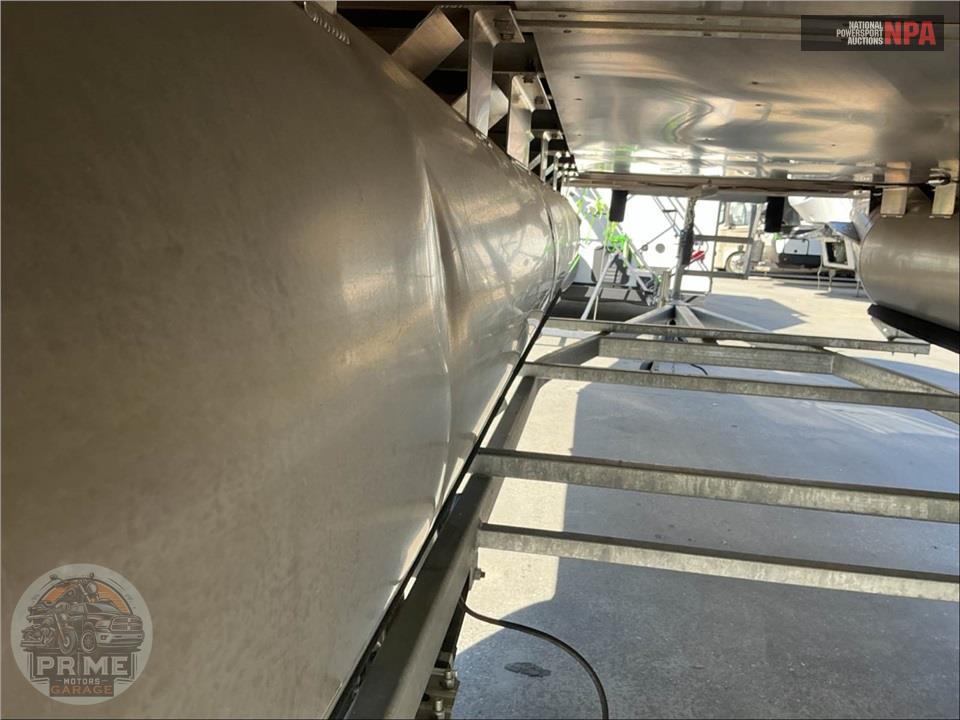 2023 Lexington Pontoons 321 FISH 3 SERIES L=22/E=1 90HP SUZ OB — фото 30