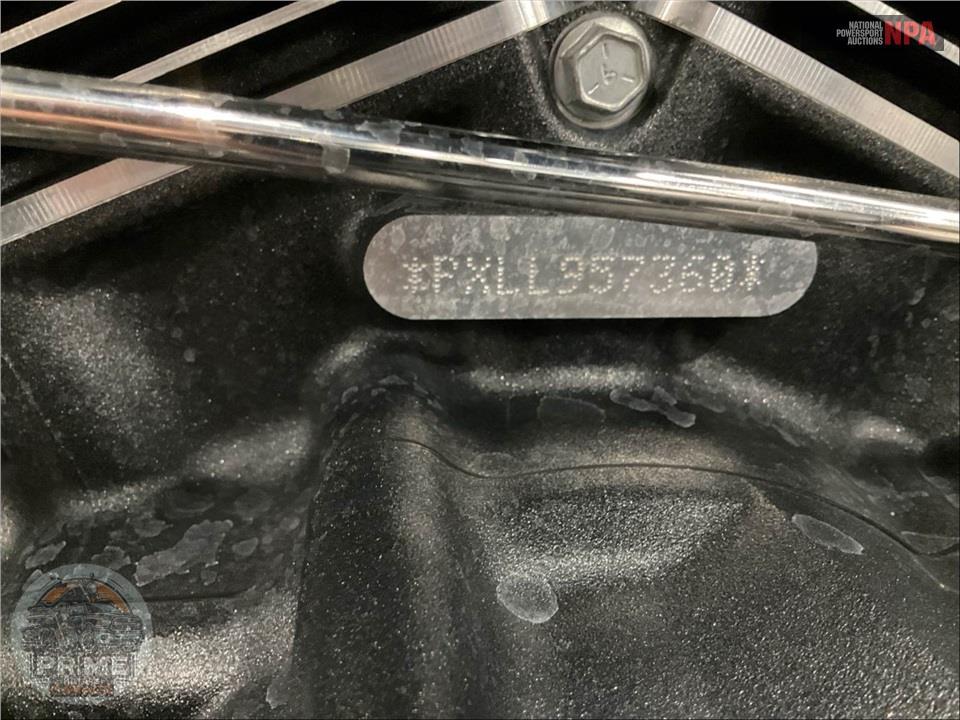 2020 Harley-Davidson FLHXSE CVO STREET GLIDE — фото 41