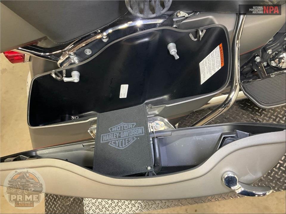 2019 Harley-Davidson FLHTK ULTRA LIMITED — фото 19