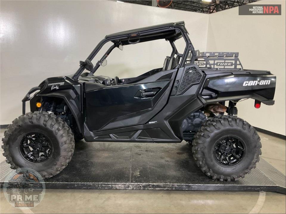 2023 Can-Am COMMANDER XT 700 — фото 3
