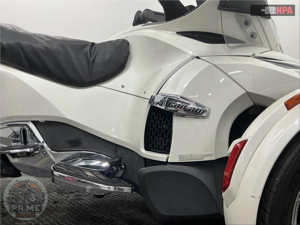 2014 Can-Am SPYDER RT SE6 LIMITED — фото 6