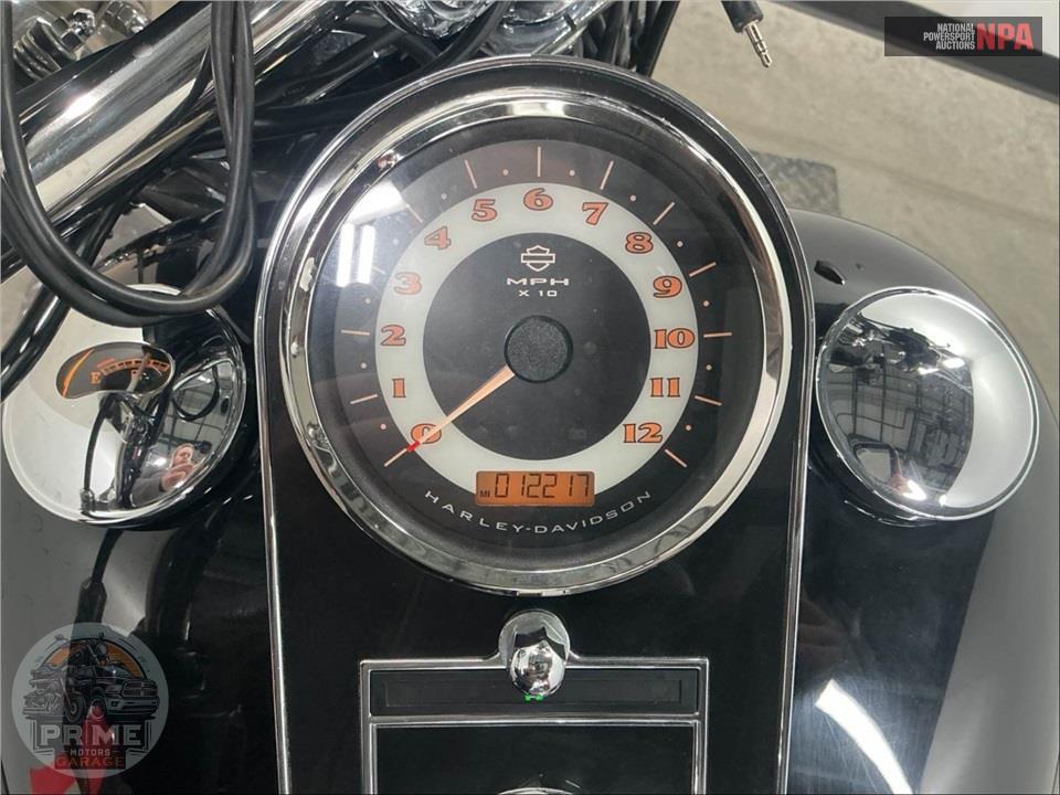 2011 Harley-Davidson FLSTN SOFTAIL DELUXE — фото 5
