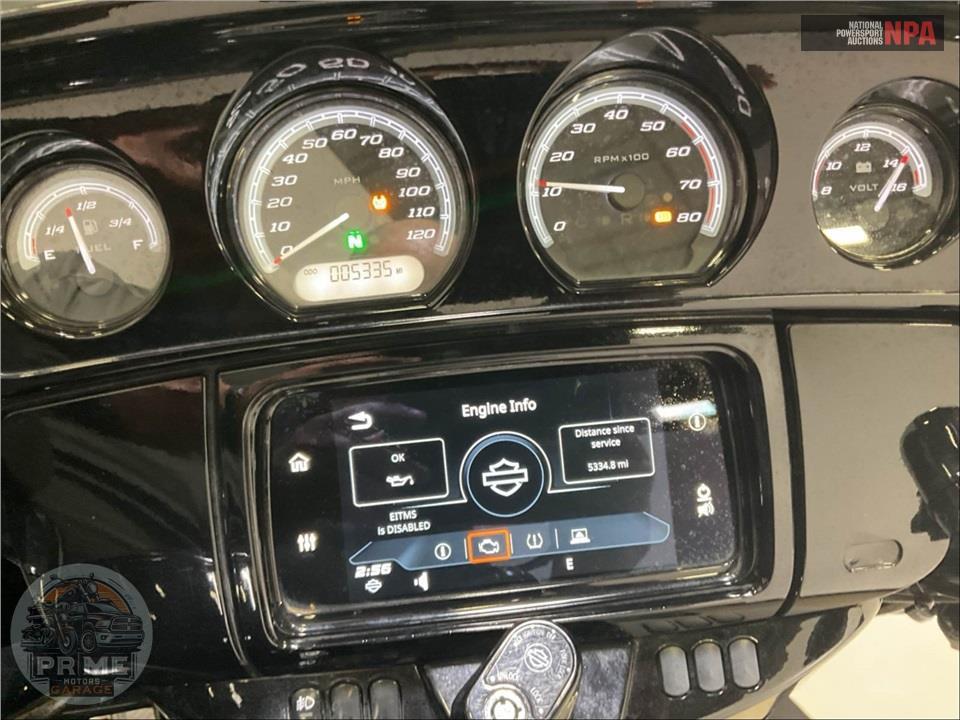 2023 Harley-Davidson FLHTK ELECTRA GLIDE ULTRA LIMITED — фото 5