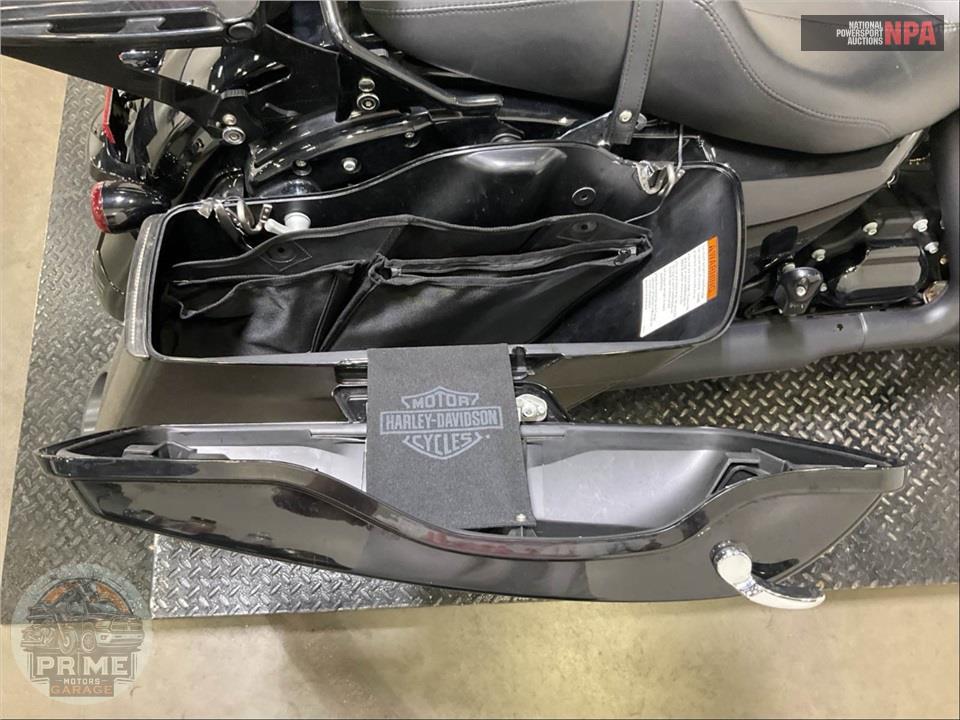 2020 Harley-Davidson FLHXS STREET GLIDE SPECIAL — фото 26