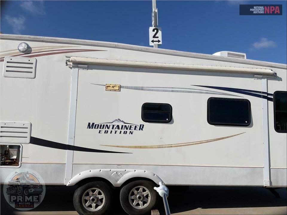 2012 Keystone Rv M-358 RLT - MONTANA MOUNTAINEER FIFTH WHEEL SERIES — фото 31