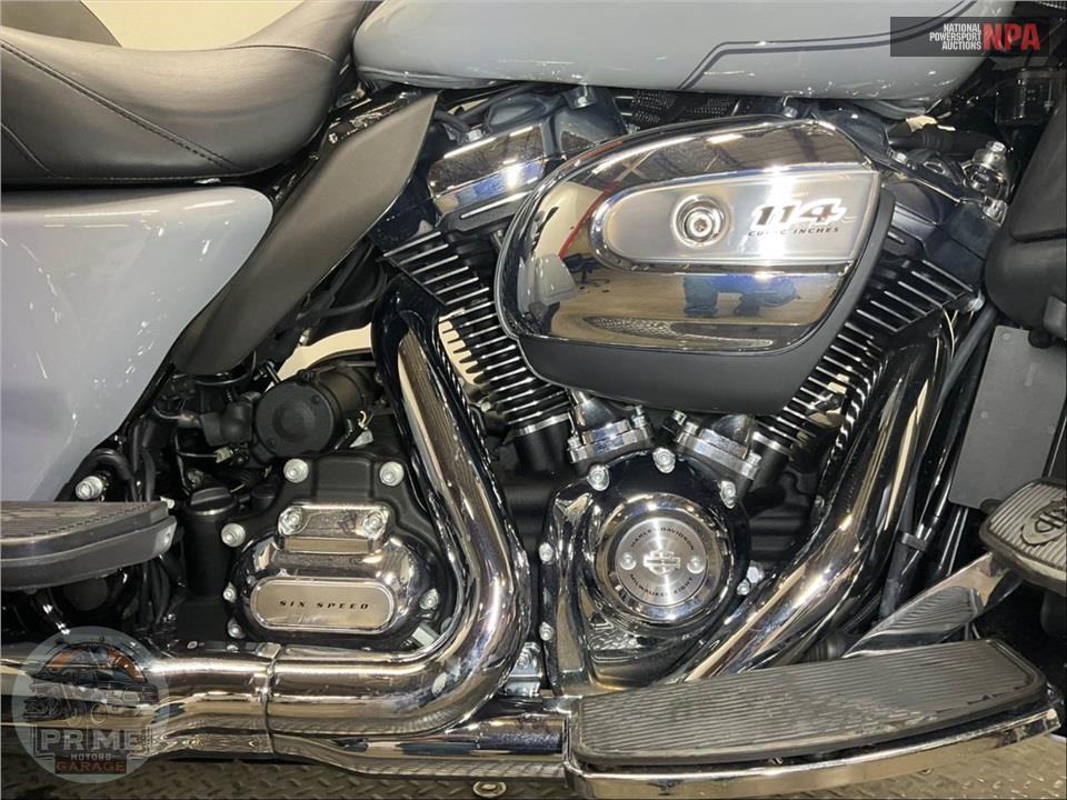 2024 Harley-Davidson FLHTCUTG TRI GLIDE ULTRA CLASSIC — фото 6