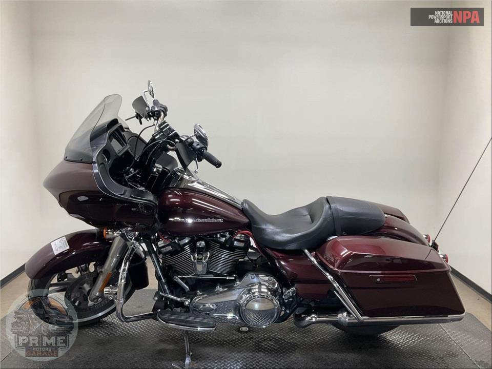 2018 Harley-Davidson FLTRX ROAD GLIDE — фото 3