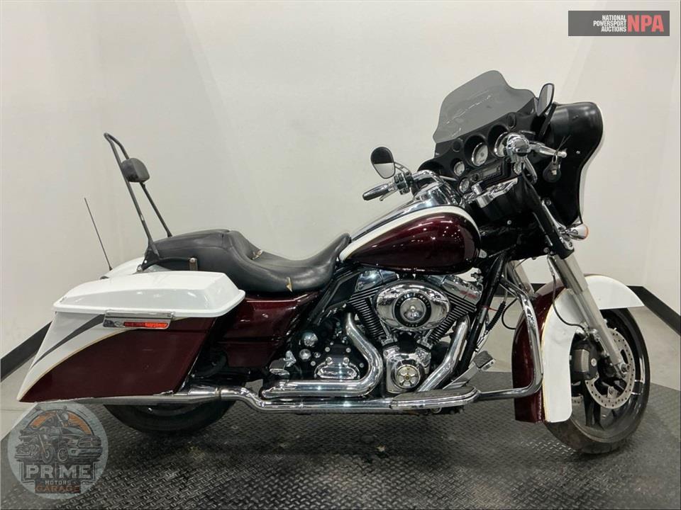 2010 Harley-Davidson FLHX STREET GLIDE — фото 1