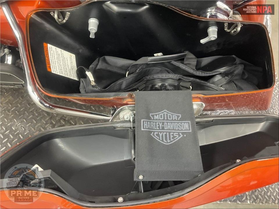 2019 Harley-Davidson FLTRU ROAD GLIDE ULTRA — фото 16