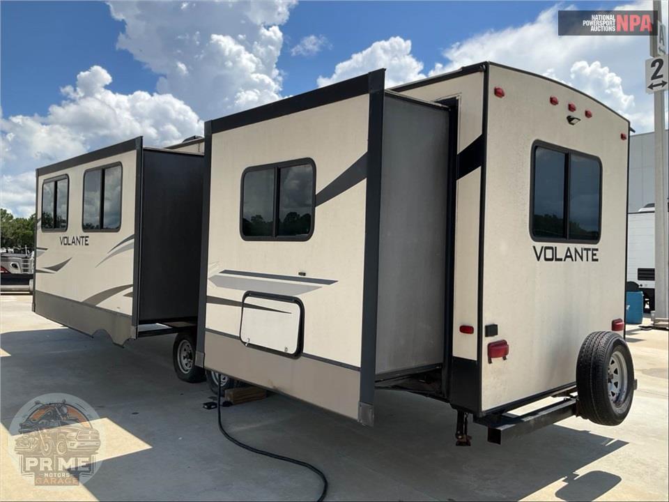 2019 Crossroads Rv M-32 FB - VOLANTE SERIES — фото 3
