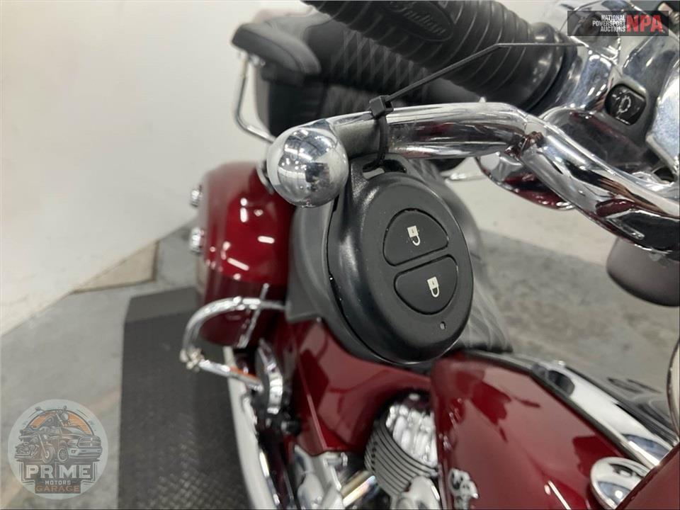2017 Indian Motorcycle ROADMASTER (BURGUNDY METALLIC) — фото 11