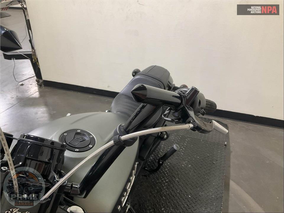 2021 Indian Motorcycle SCOUT BOBBER (ABS, BLACK SMOKE) — фото 22