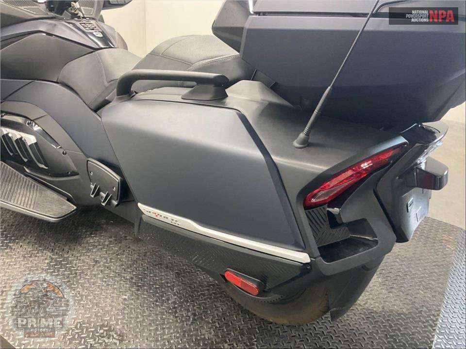 2022 Can-Am SPYDER RT SEA TO SKY SE6 — фото 13