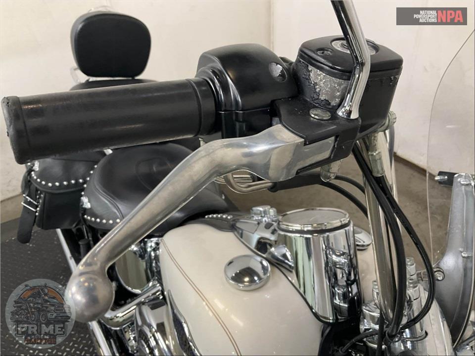 2014 Harley-Davidson FLSTC HERITAGE SOFTAIL CLASSIC — фото 25
