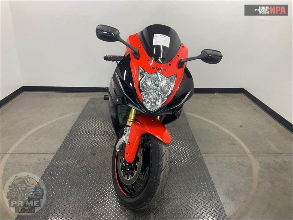 2022 Suzuki GSX-R750 — фото 2