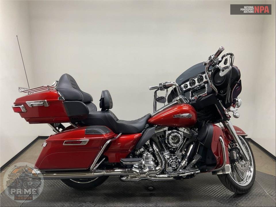 2014 Harley-Davidson FLHTCU ULTRA CLASSIC ELECTRA GLIDE — фото 1