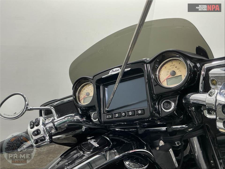 2019 Indian Motorcycle CHIEFTAIN CLASSIC (TWO-TONE) — фото 24