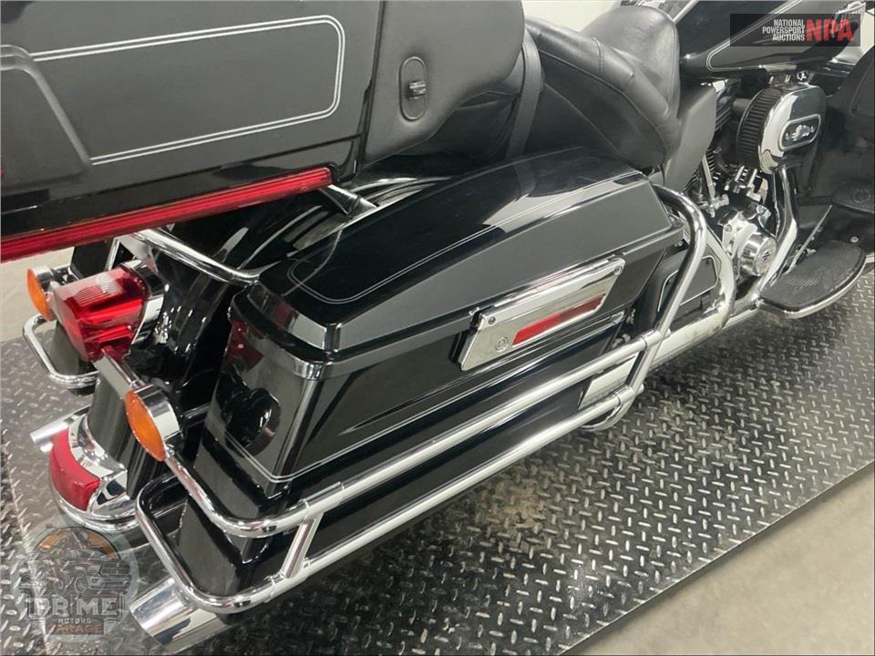 2012 Harley-Davidson FLHTCU UL CLSC EL GLIDE — фото 26