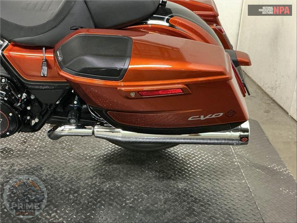 2023 Harley-Davidson FLTRXSE CVO ROAD GLIDE — фото 25