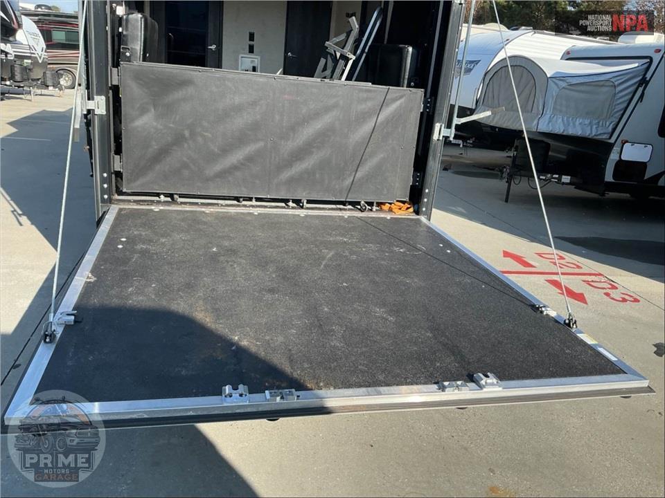 2019 Keystone Rv M-417 - CARBON TOY HAULER TOY HAULER SERIES — фото 35