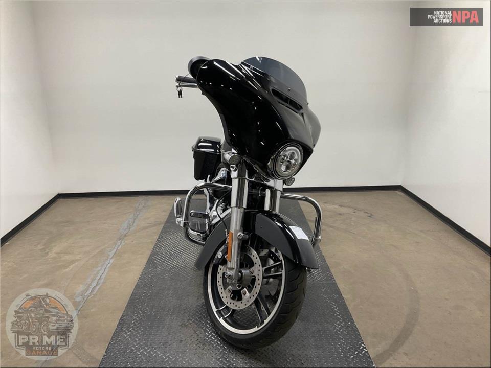 2016 Harley-Davidson FLHX STREET GLIDE — фото 2