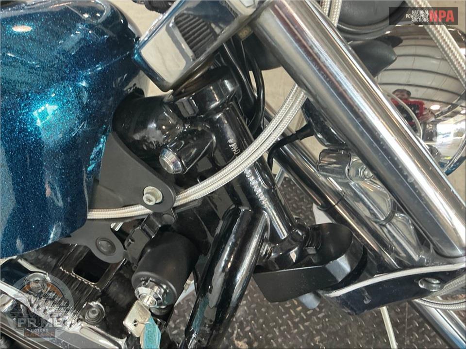 2015 Harley-Davidson XL1200V SEVENTY-TWO — фото 20