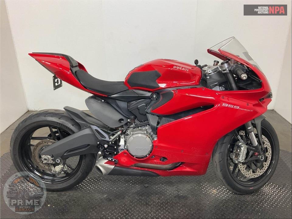 2016 DUCATI 959 RED