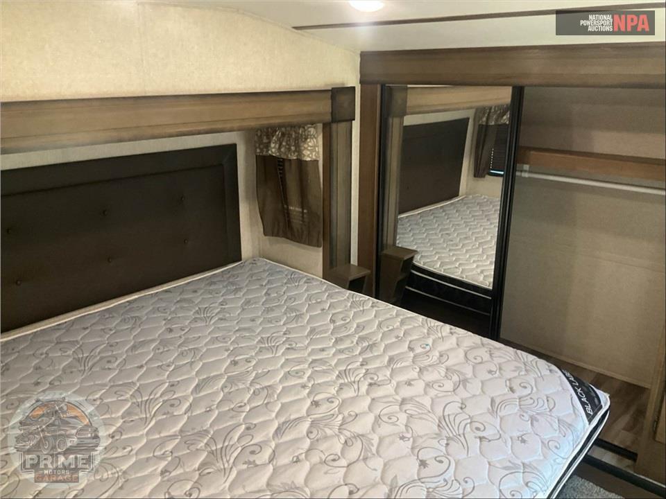 2019 Keystone Rv M-368 MBI - COUGAR FIFTH WHEEL SERIES — фото 10