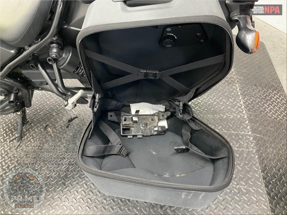 2017 Honda CMX500 REBEL — фото 16
