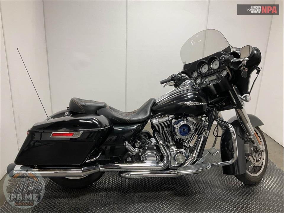 2010 Harley-Davidson FLHX STREET GLIDE — фото 1
