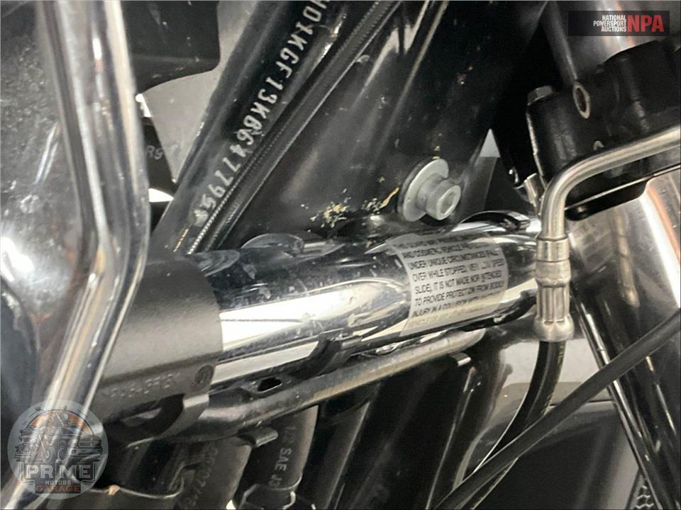 2019 Harley-Davidson FLTRU ROAD GLIDE ULTRA — фото 12