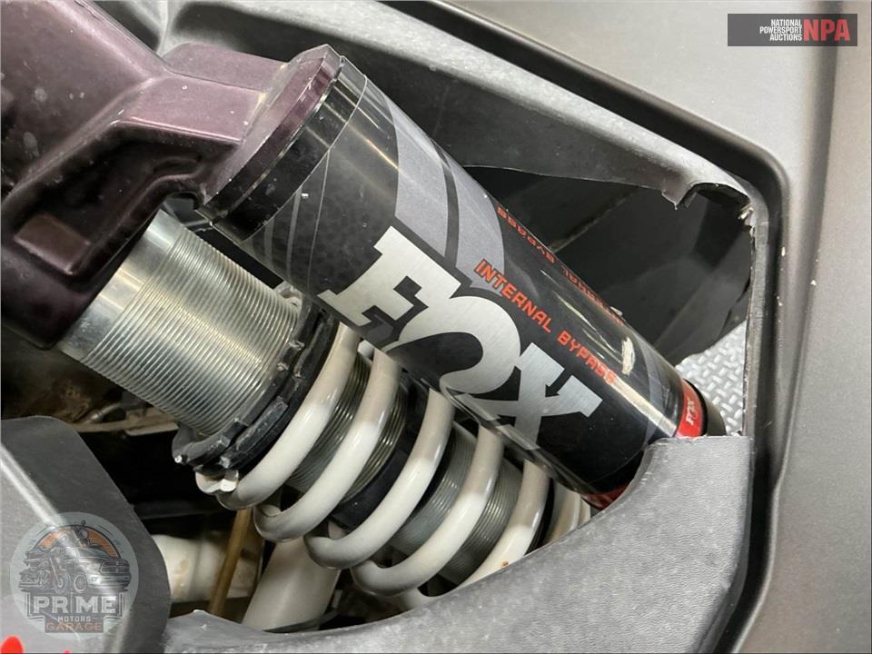 2023 Can-Am MAVERICK X3 MAX X RS TURBO RR SMART-SHOX 72 (RED OR BLUE) — фото 19