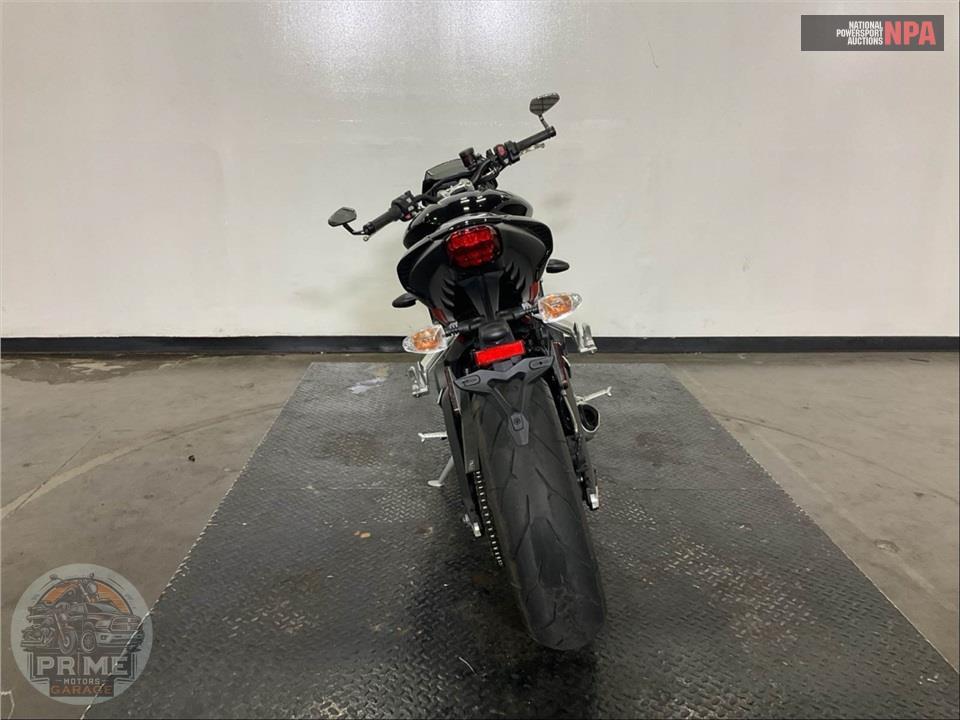 2018 Triumph STREET TRIPLE 765 R — фото 4