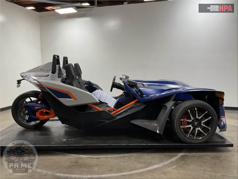 2022 Polaris SLINGSHOT R AUTODRIVE — фото 1
