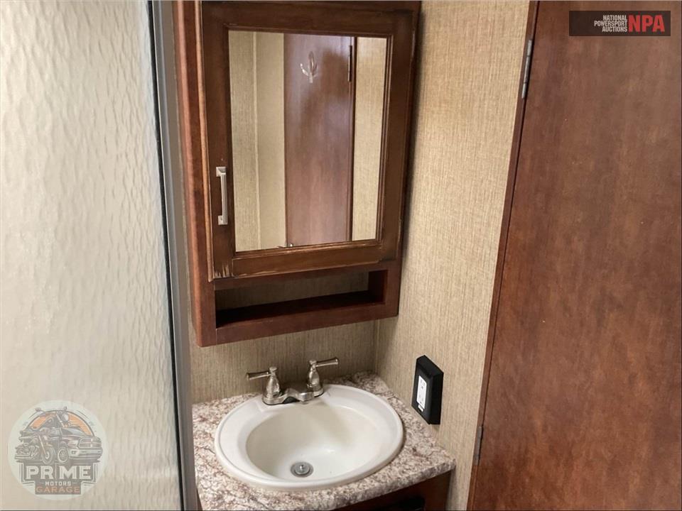 2017 Keystone Rv M-328 RL - OUTBACK SUPER-LITE SERIES — фото 20