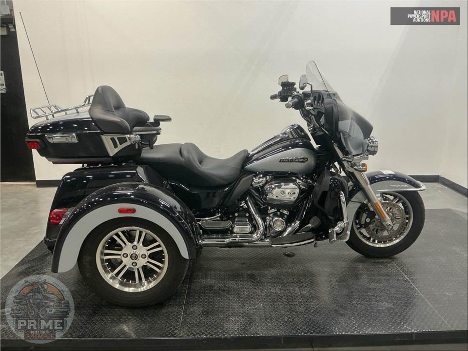 2020 Harley-Davidson FLHTCUTG TRI GLIDE ULTRA — фото 1