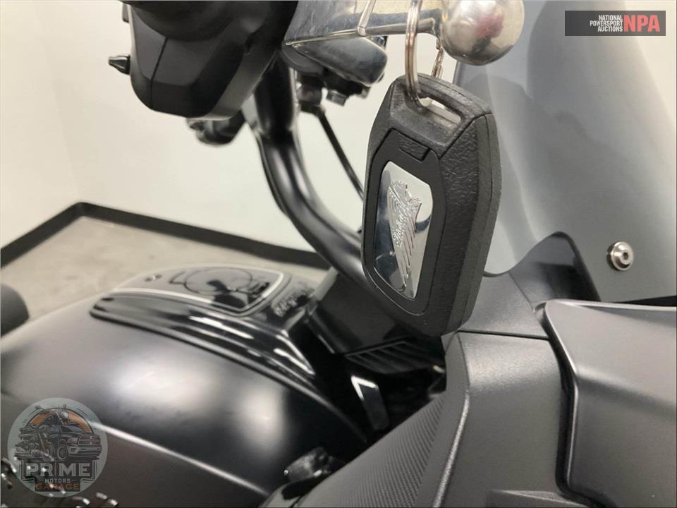 2023 Indian Motorcycle PURSUIT DARK HORSE PREMIUM (BLACK) — фото 17