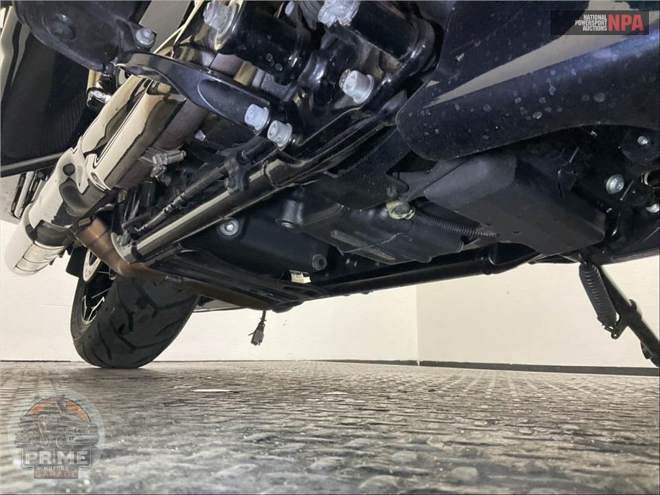 2022 Harley-Davidson FLTRXSE CVO ROAD GLIDE — фото 12