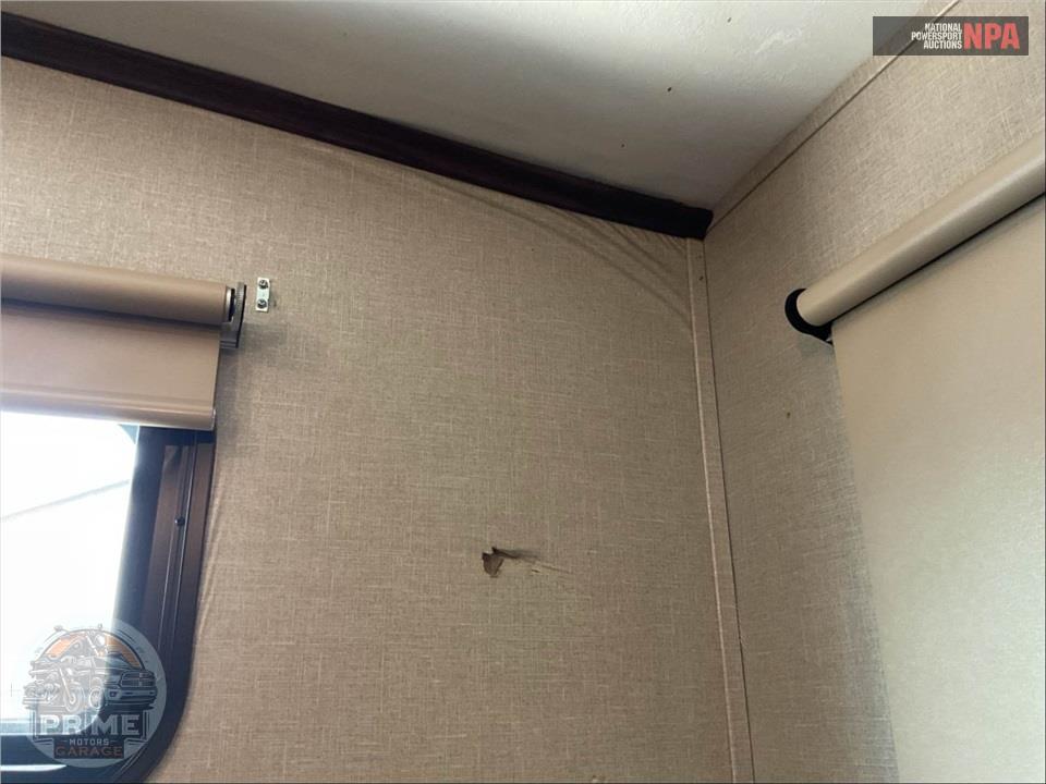2017 Keystone Rv M-340 BH - MONTANA HIGH COUNTRY FIFTH WHEEL SERIES — фото 17